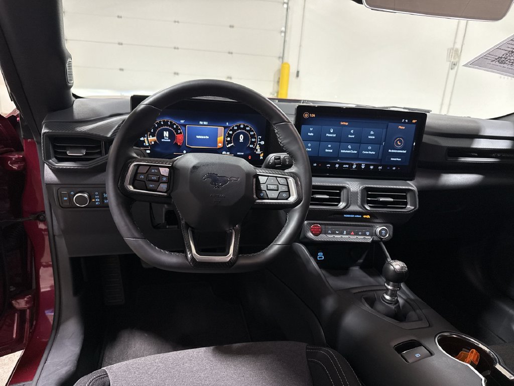 Used 2025 Ford Mustang GT RWD image 11