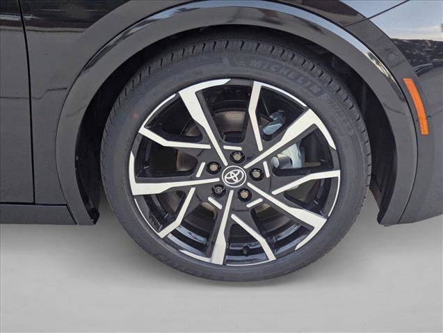 New 2026 Toyota Prius Plug-In Hybrid FWD image 9