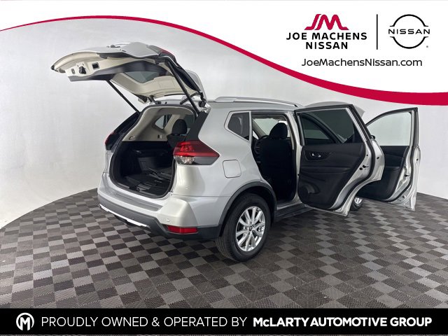 Certified 2020 Nissan Rogue SV image 14