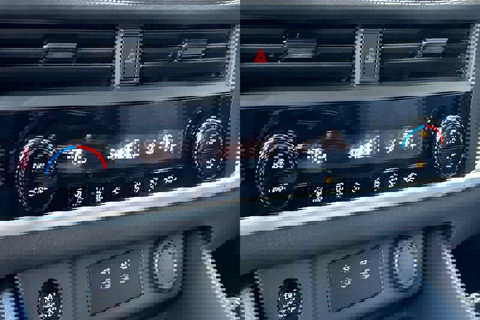 New 2026 Nissan Rogue SV image 24