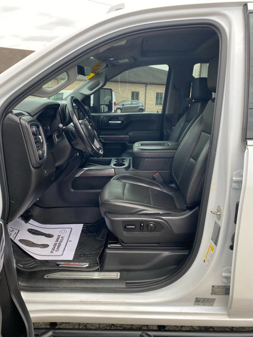 Used 2020 Chevrolet Silverado 2500 LTZ w/ LTZ Premium Package image 11