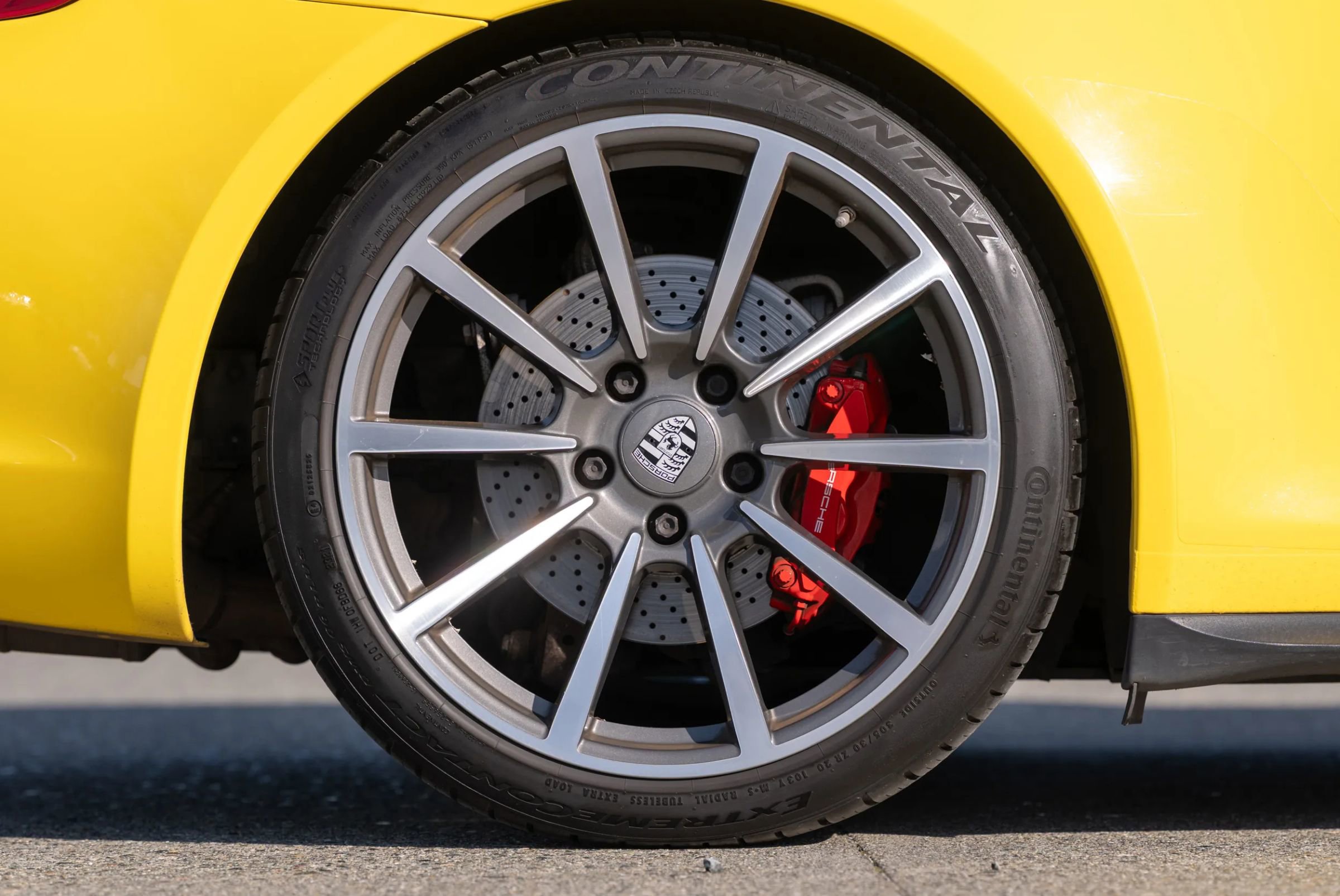 Used 2014 Porsche 911 Carrera 4S image 92