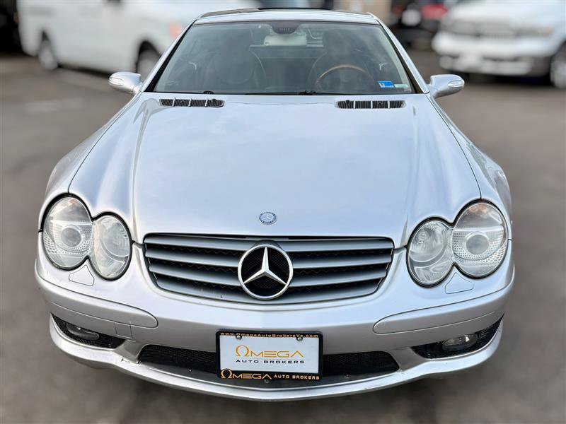 Used 2005 Mercedes-Benz SL 500 w/ AMG Sport Pkg image 3
