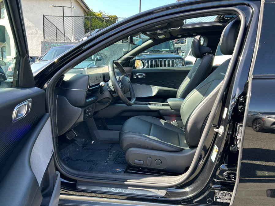 Used 2023 Hyundai Ioniq 6 Limited RWD image 11