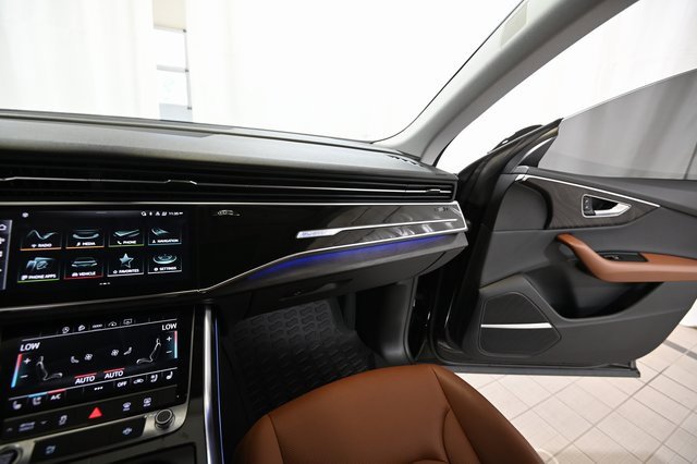 Used 2022 Audi Q8 Premium Plus w/ Premium Plus Package image 30