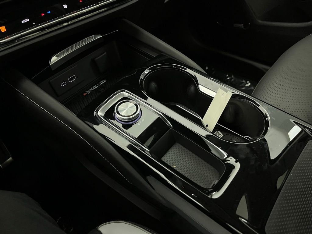 New 2025 Buick Envision Sport Touring image 25