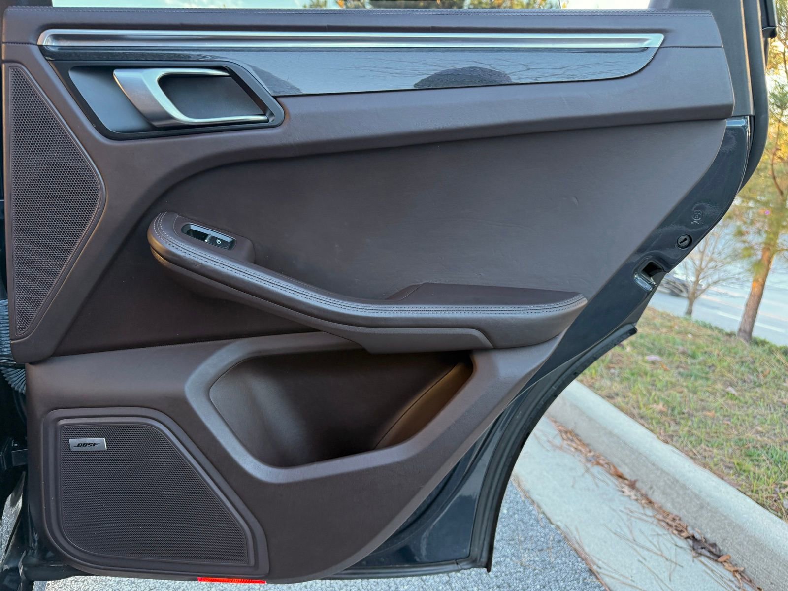 Used 2019 Porsche Macan S image 47