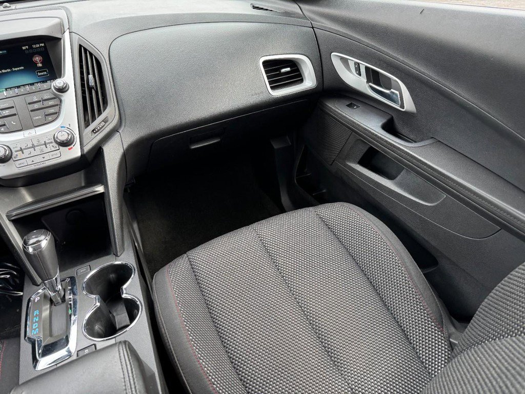 Used 2017 Chevrolet Equinox LT w/ Convenience Package image 15