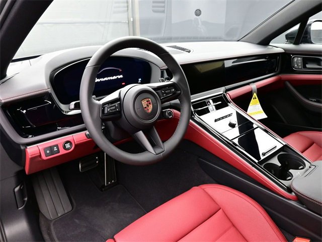 New 2026 Porsche Panamera image 4