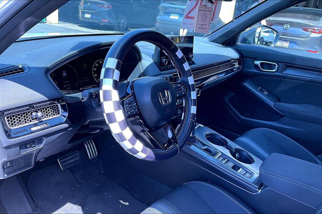 Used 2025 Honda Civic Sport image 9