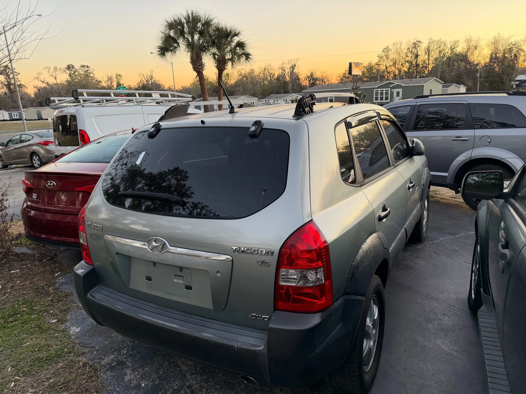 Used 2005 Hyundai Tucson LX image 5