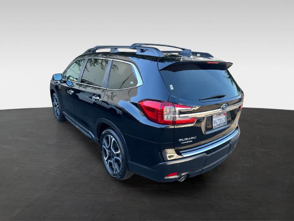 Used 2023 Subaru Ascent Touring AWD/4WD image 4