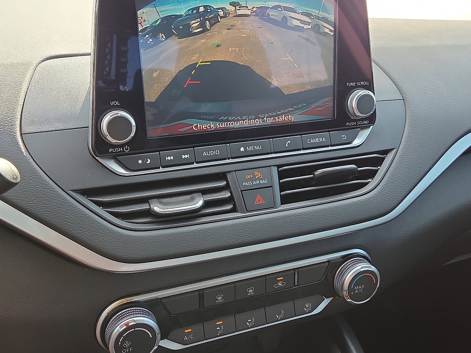 Used 2025 Nissan Altima 2.5 S image 13