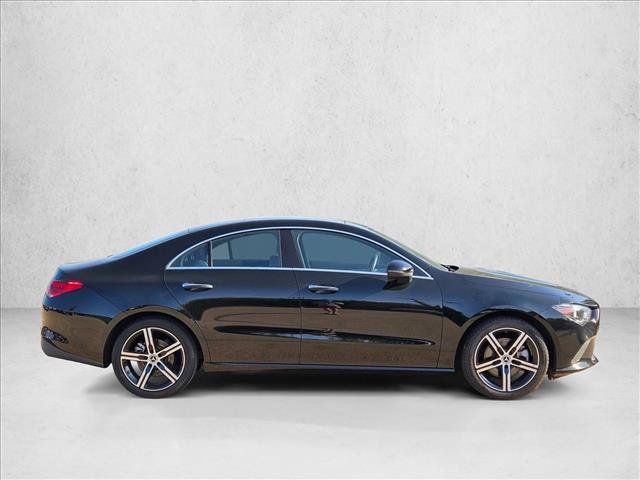 Used 2023 Mercedes-Benz CLA 250 image 4