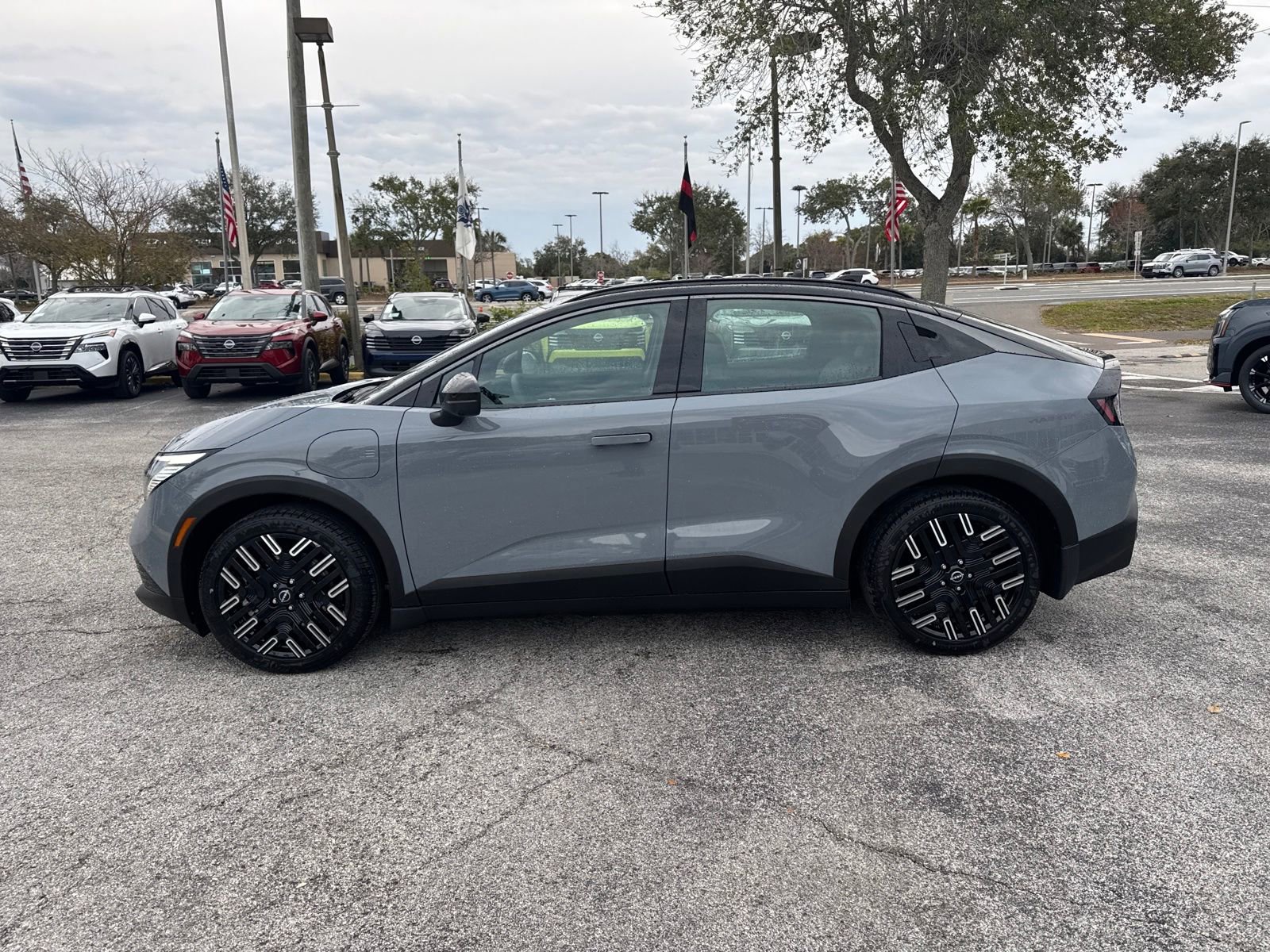 New 2026 Nissan Leaf Platinum+ image 9