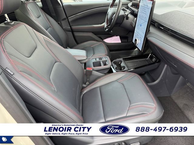 Used 2025 Ford Mustang Mach-E Premium w/ Sport Appearance Package AWD/4WD image 13