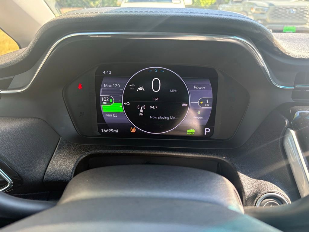 Used 2023 Chevrolet Bolt LT w/ Infotainment Package FWD image 21