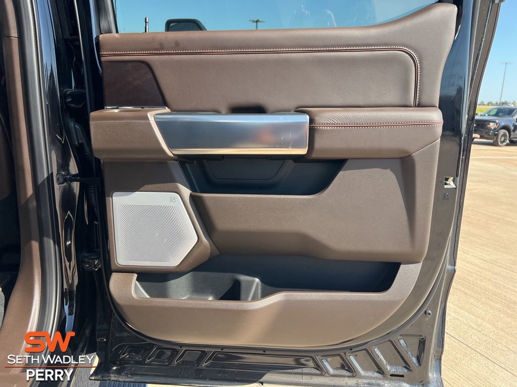 New 2025 Ford F350 King Ranch w/ FX4 Off-Road Package image 14