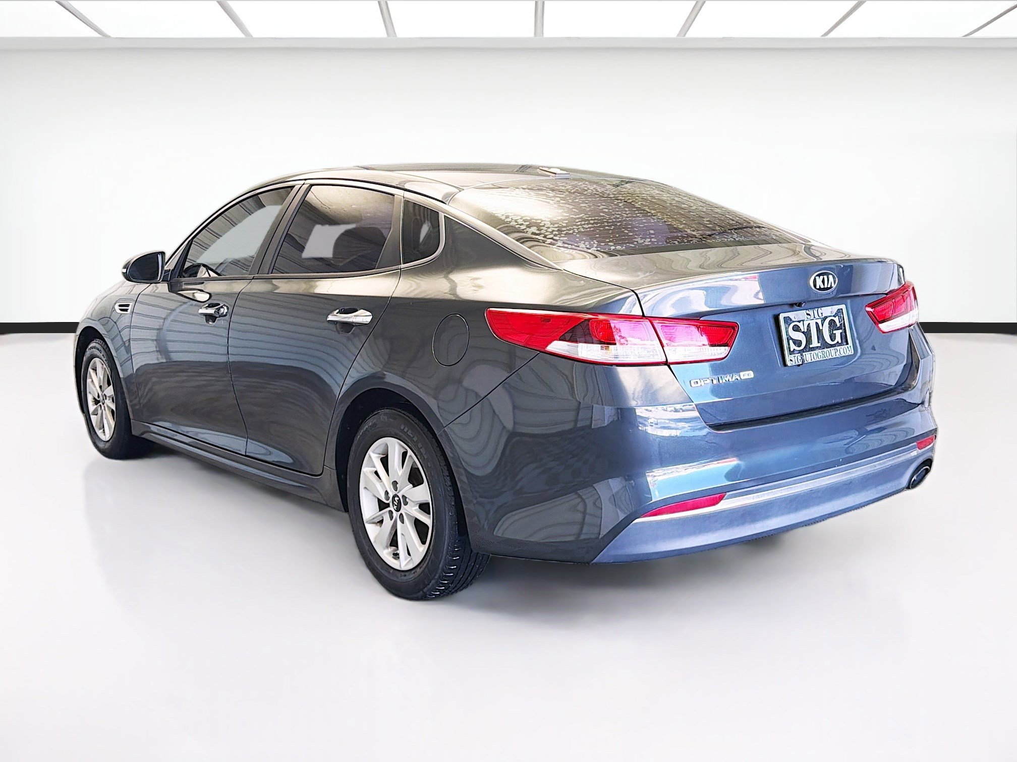 Used 2016 Kia Optima LX image 6