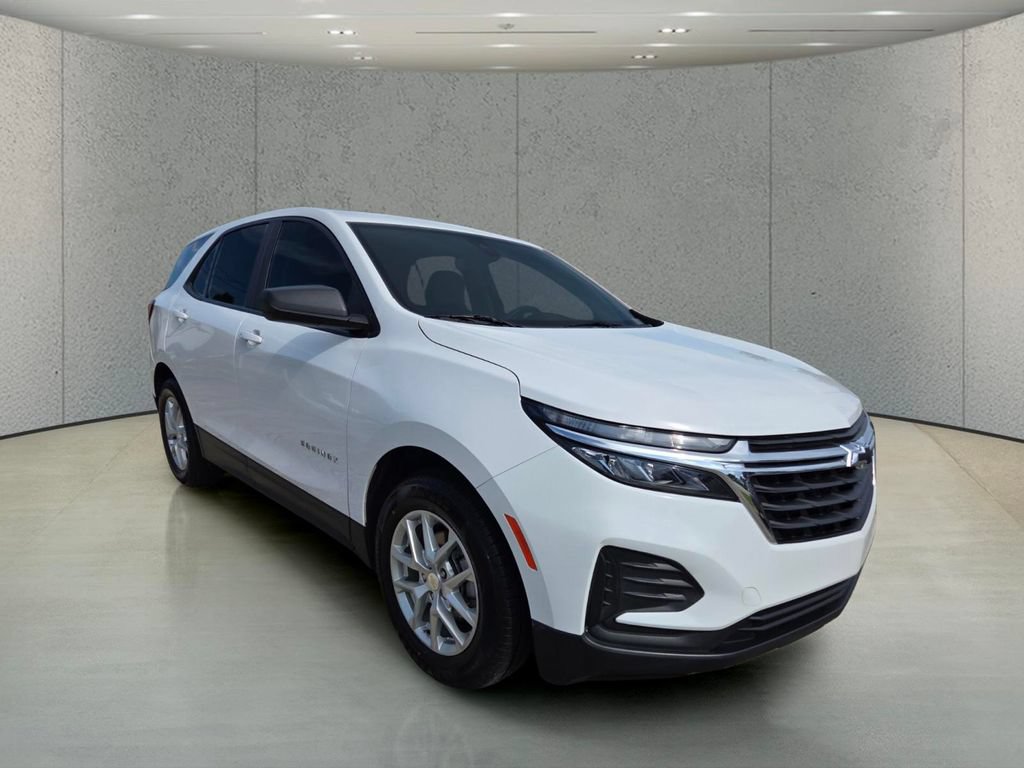 Used 2023 Chevrolet Equinox LS FWD image 7