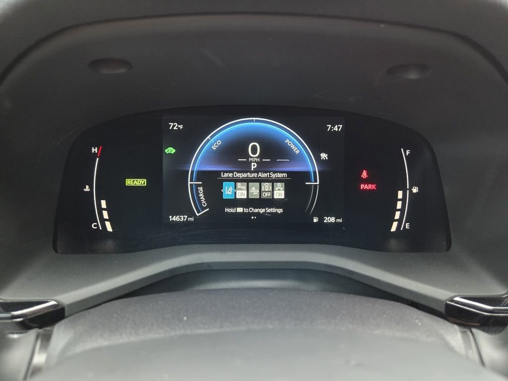 Used 2025 Toyota Camry SE image 20