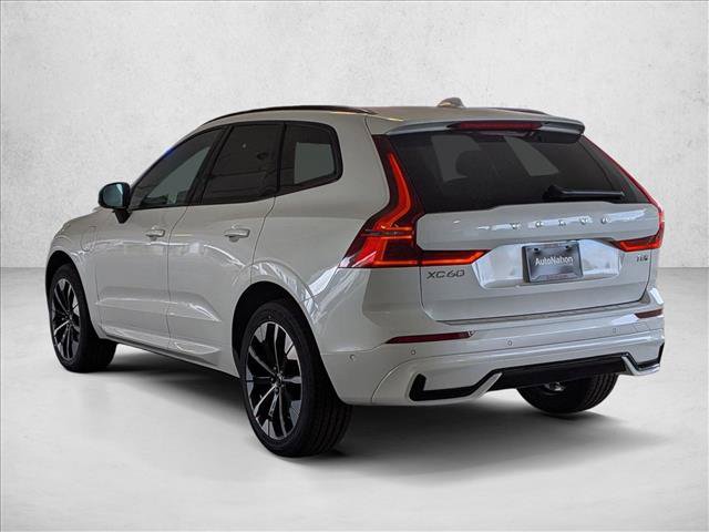 New 2026 Volvo XC60 T8 Plus w/ Climate Package PRO AWD/4WD image 8
