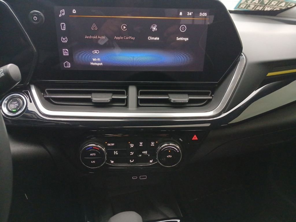 Used 2024 Chevrolet Trax ACTIV w/ Sunroof Package image 22