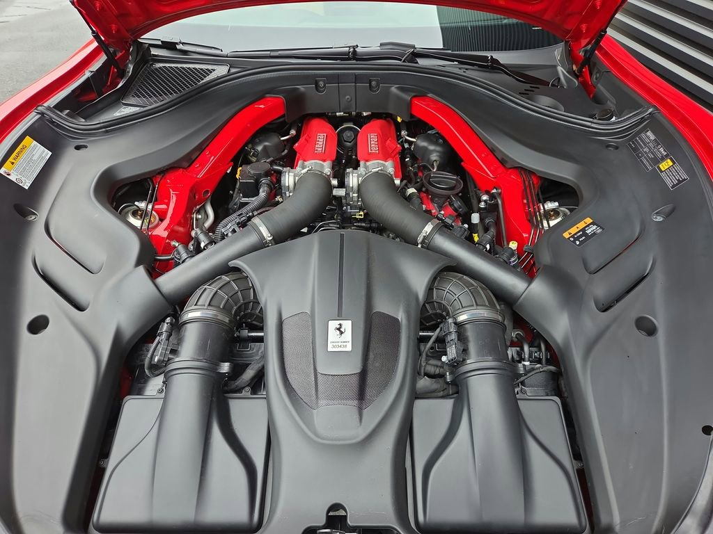 Used 2024 Ferrari Roma RWD image 28