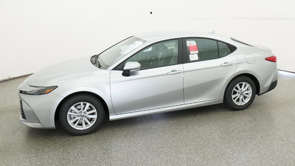 New 2026 Toyota Camry LE FWD image 2