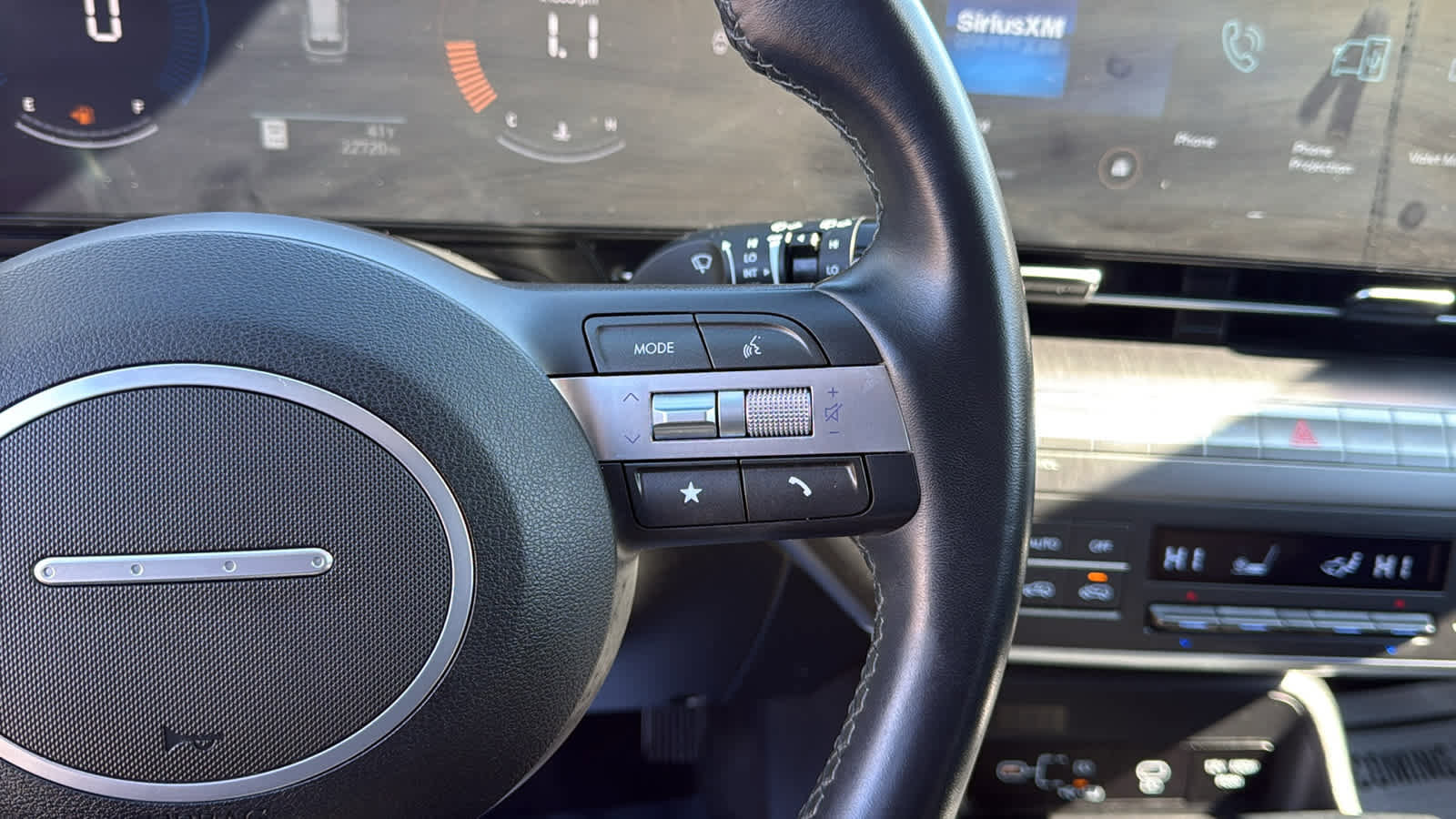 Used 2024 Hyundai Kona SEL image 16