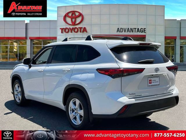 Used 2023 Toyota Highlander LE AWD/4WD image 10