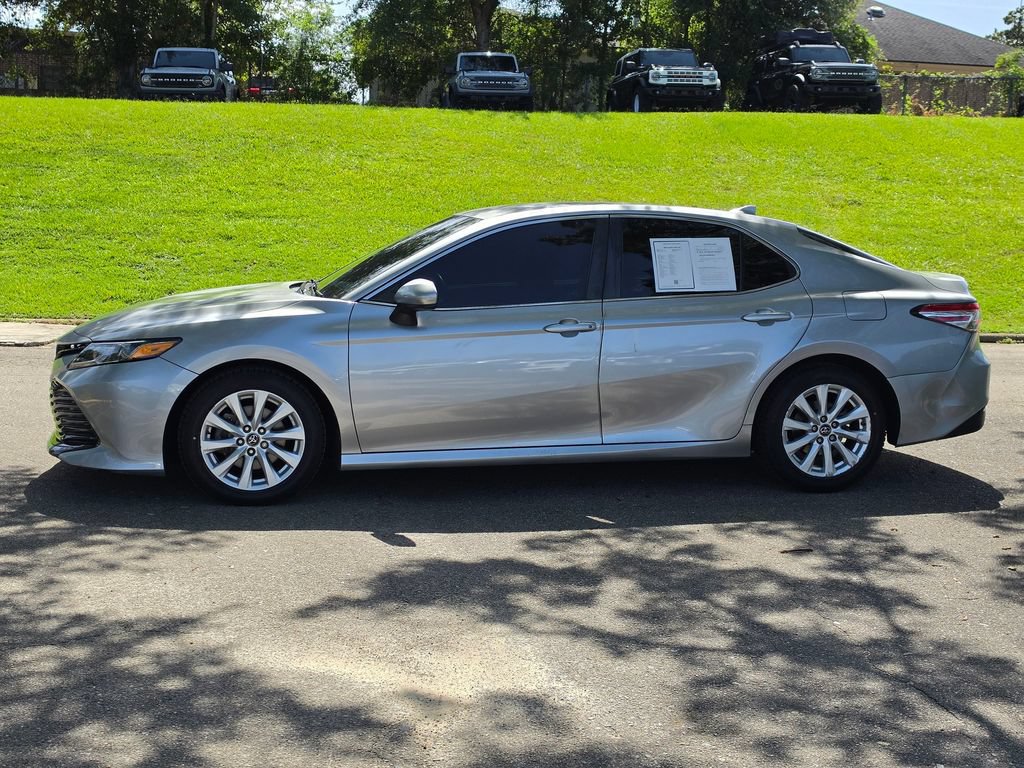 Used 2019 Toyota Camry LE FWD video 2