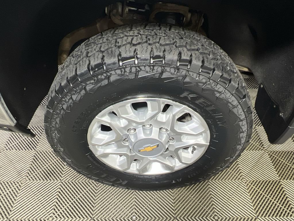 Used 2024 Chevrolet Silverado 3500 LTZ w/ LTZ Plus Package image 31