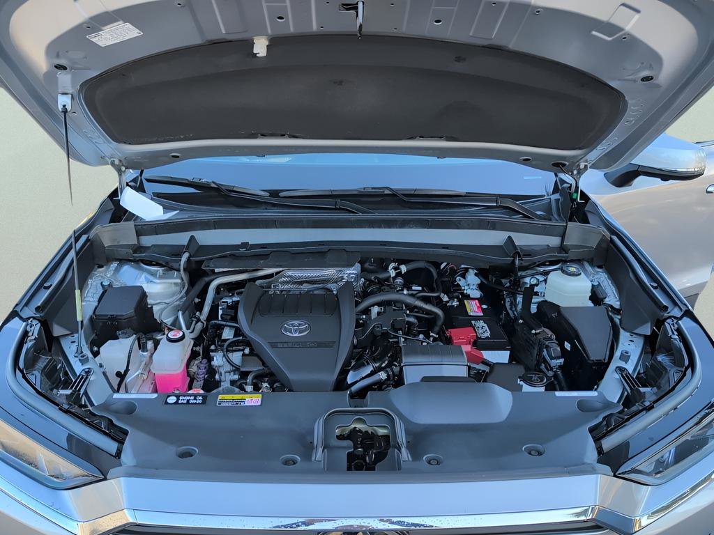 Used 2024 Toyota Grand Highlander Limited image 41