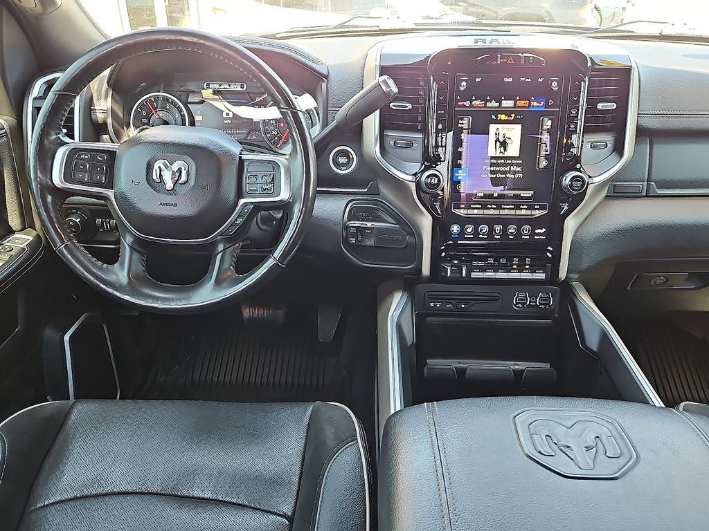 Used 2019 RAM 2500 Laramie w/ Black Appearance Package AWD/4WD image 21