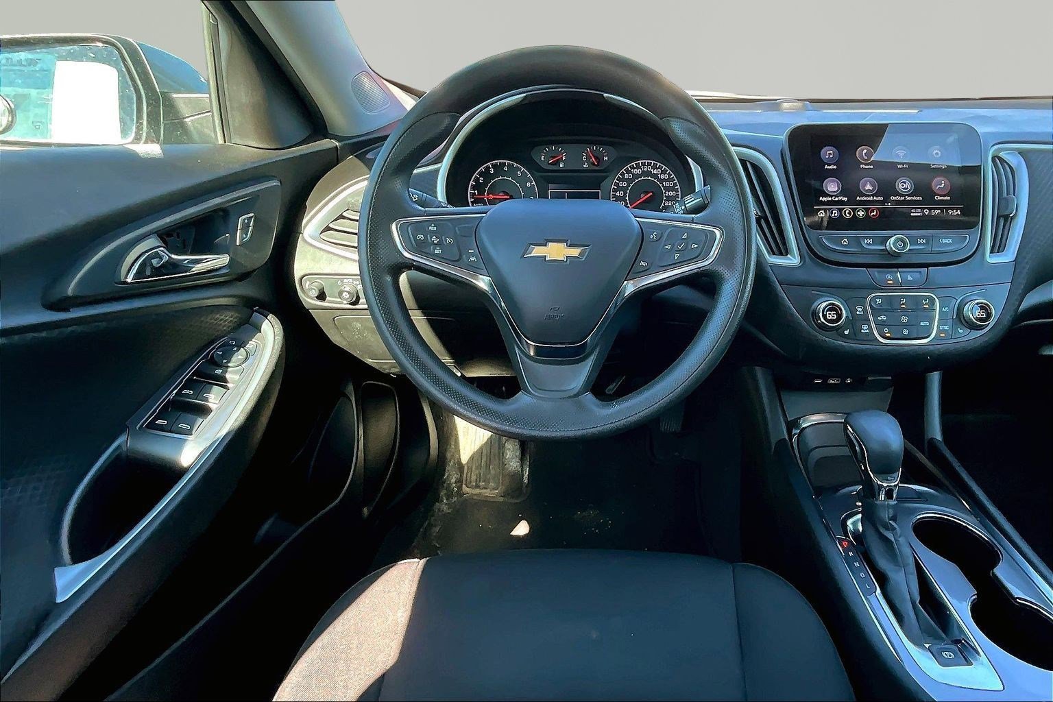 Used 2023 Chevrolet Malibu LT FWD image 8