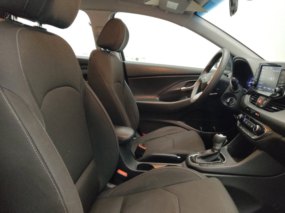 Used 2018 Hyundai Elantra GT image 21