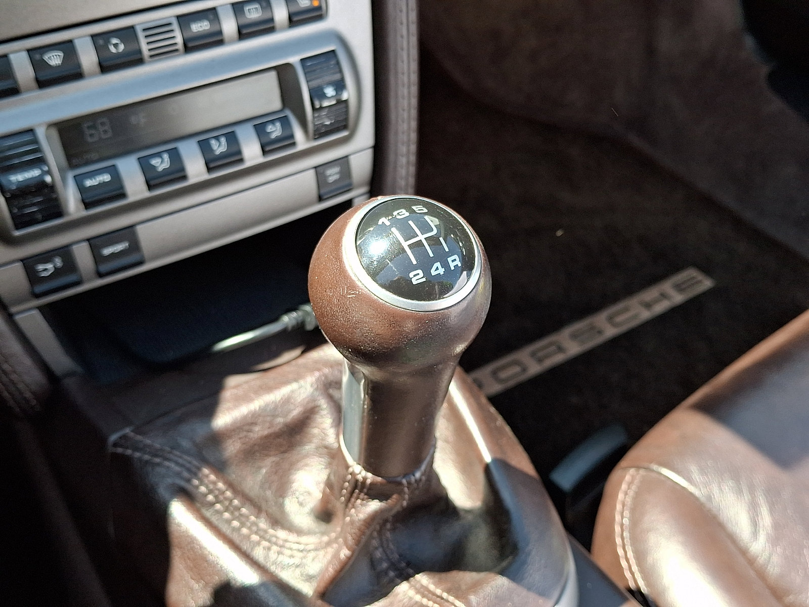 Used 2006 Porsche Boxster RWD image 16