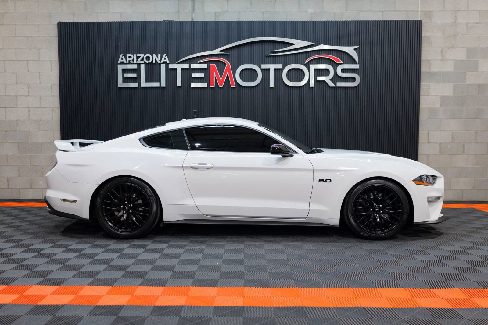Used 2019 Ford Mustang GT w/ GT Performance Package RWD image 9
