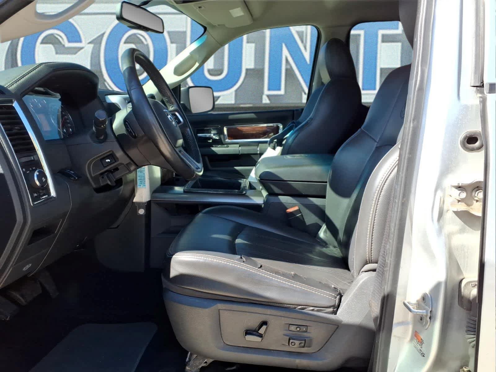 Used 2010 Dodge Ram 1500 Truck Laramie AWD/4WD image 18