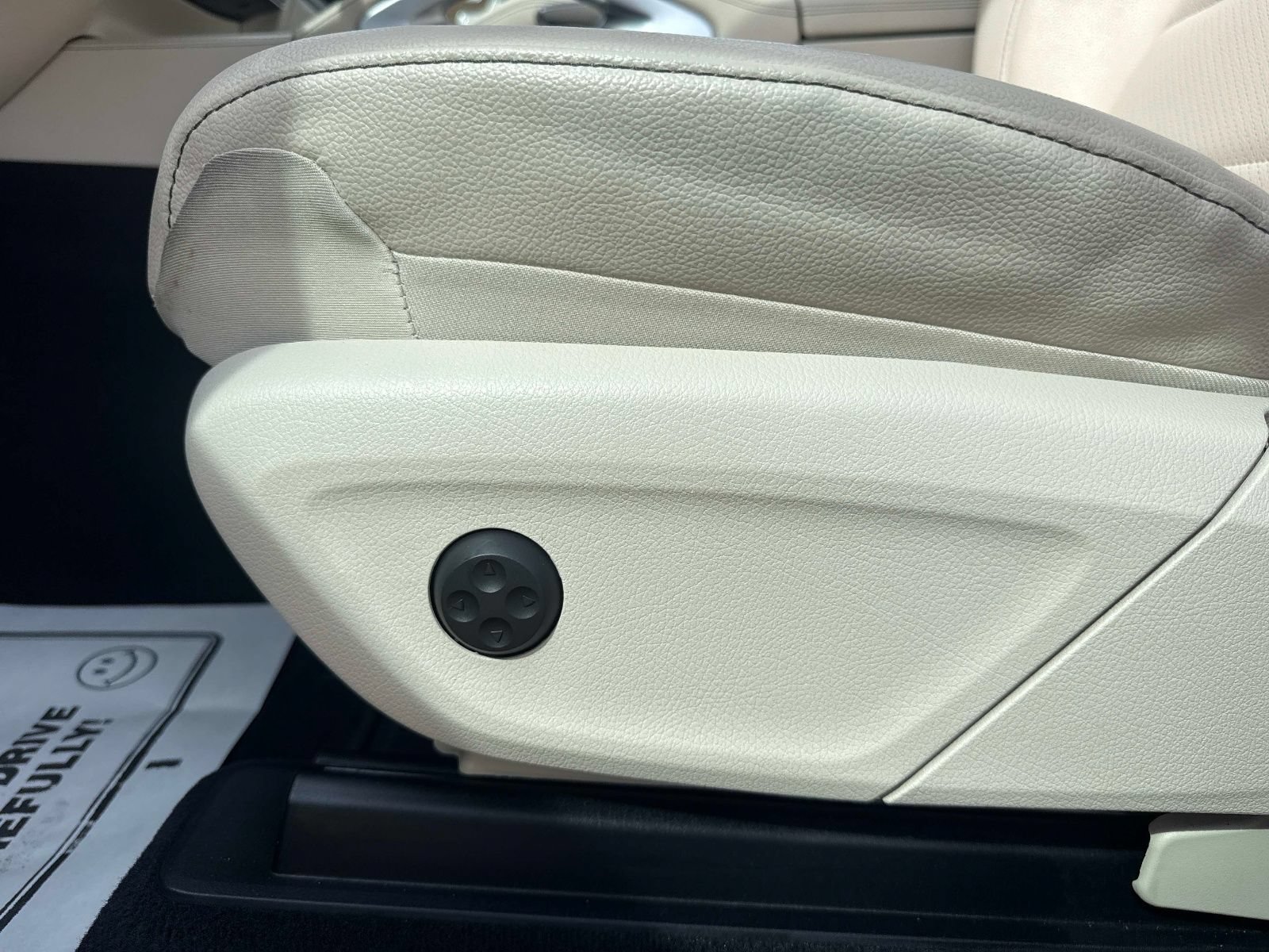 Used 2024 Mercedes-Benz GLE 350 4MATIC image 24