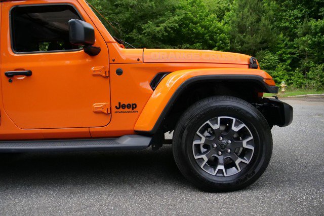 Used 2025 Jeep Wrangler Unlimited Sahara AWD/4WD image 34