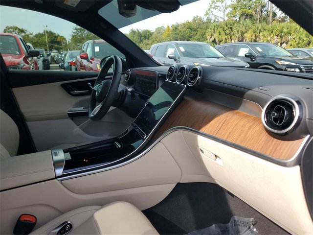 Used 2024 Mercedes-Benz GLC 300 4MATIC image 33