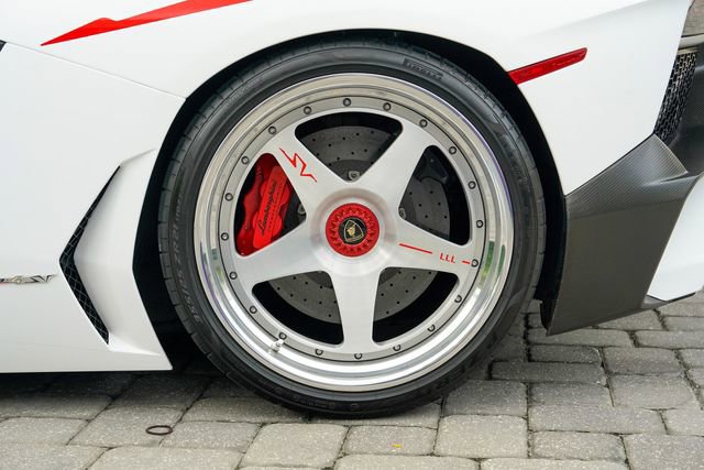 Used 2016 Lamborghini Aventador LP 750-4 Superveloce AWD/4WD image 17