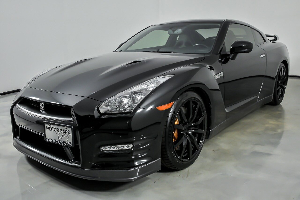 Used 2013 Nissan GT-R Premium AWD/4WD image 6