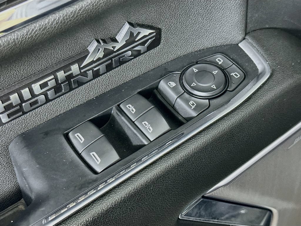 Used 2024 Chevrolet Silverado 1500 High Country AWD/4WD image 20