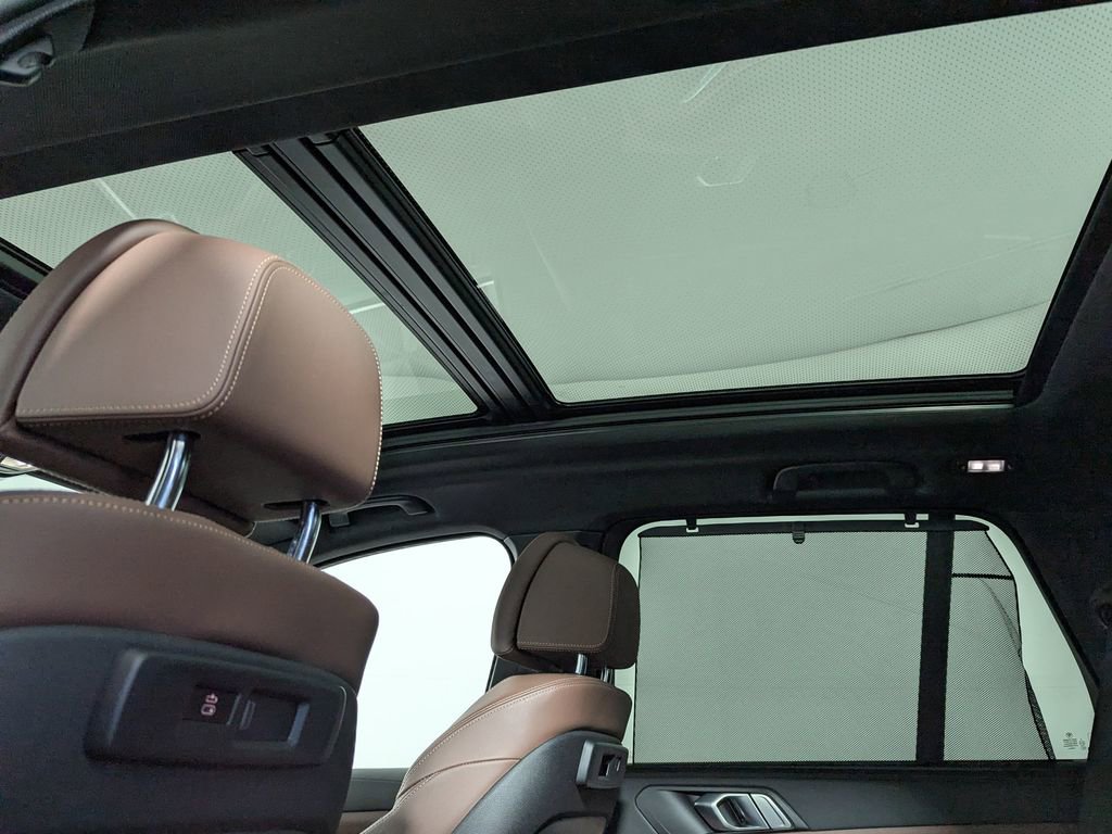Certified 2023 BMW X5 xDrive40i w/ Executive Package image 13