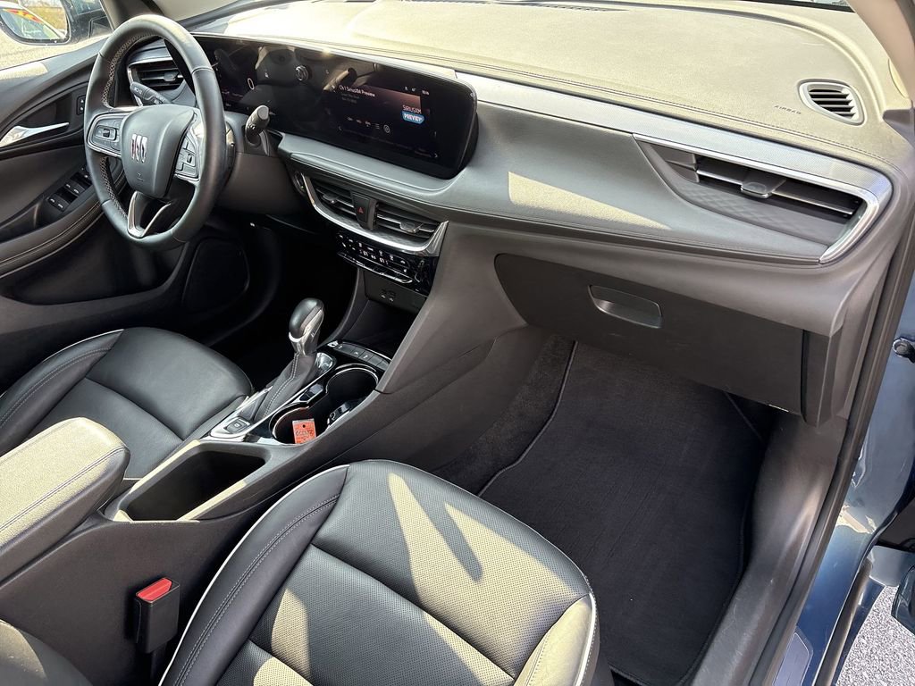 Used 2024 Buick Encore GX Avenir image 30