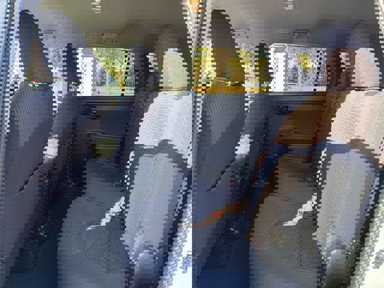 Used 2020 Toyota Highlander L image 10