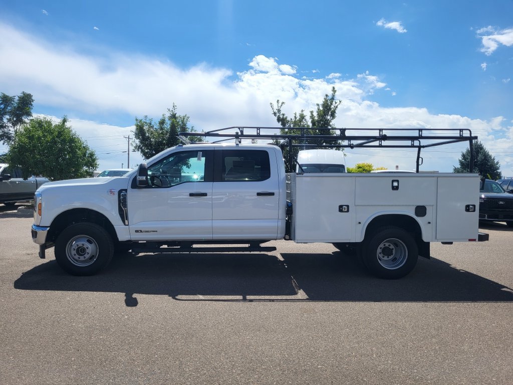 New 2026 Ford F350 XL w/ XL Chrome Package AWD/4WD image 4
